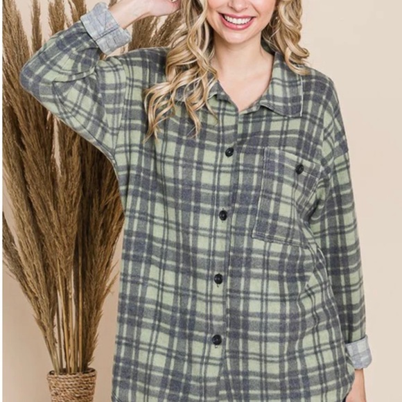 NWT REB. in J. 220 Oversized Sage Plaid Oversized Button Up Brushed Top - Picture 4 of 4